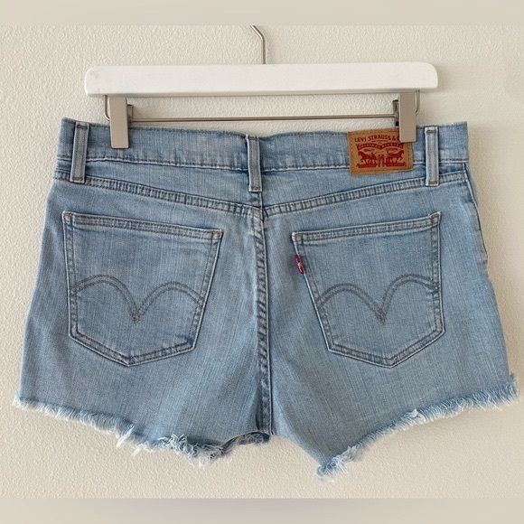 Levi’s - Mid-Rise Cutoff Women’s Jean Shorts - Picture 2 of 4